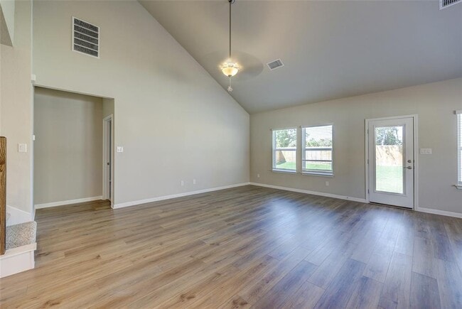 Building Photo - 117 Fairmeadow Downs Dr