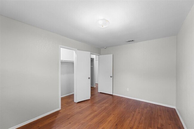 Building Photo - 2107 Conestoga Trail