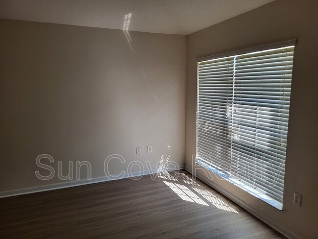 Building Photo - 7607 Mariners Harbour Dr