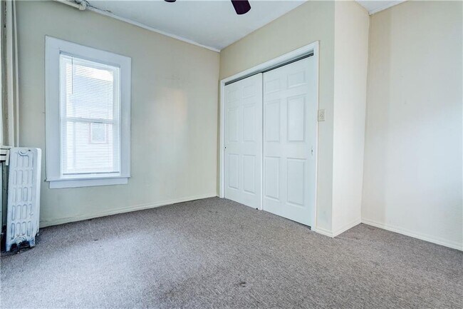 Building Photo - 416 Gregory St