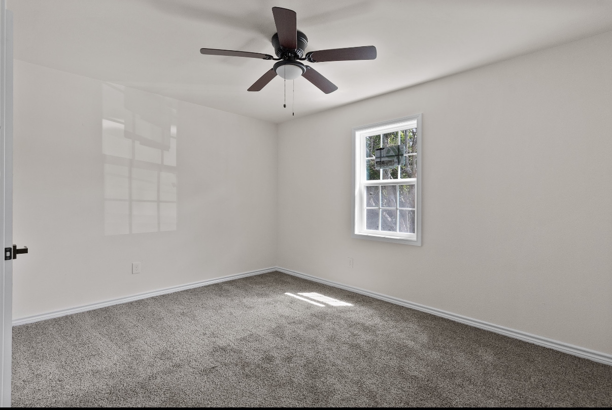 Building Photo - 5031 Mallow St