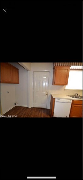 Building Photo - 309 Boone Rd