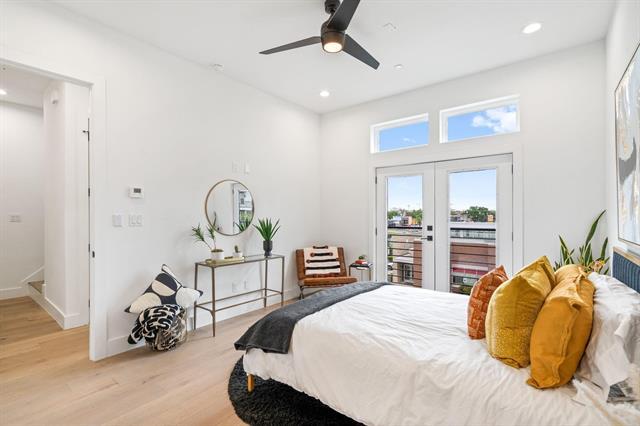 Building Photo - 4208 Live Oak St