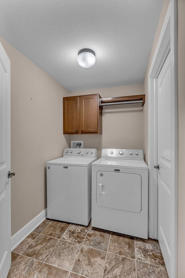 Building Photo - Italian Estates Property Management
