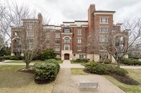 Building Photo - 120 Seaver St