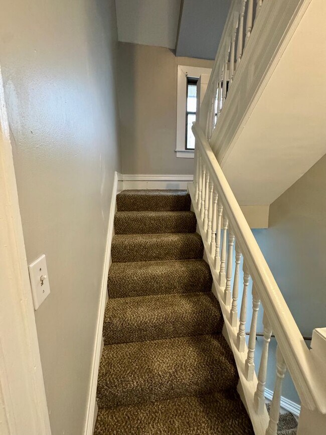 Building Photo - 111 S Ohio St