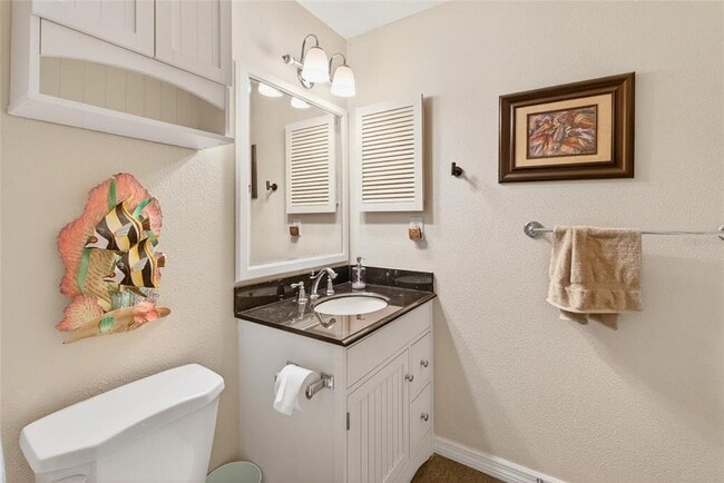 Building Photo - 210 Lake Charles Ct