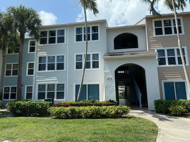 Building Photo - 2313 N Congress Ave