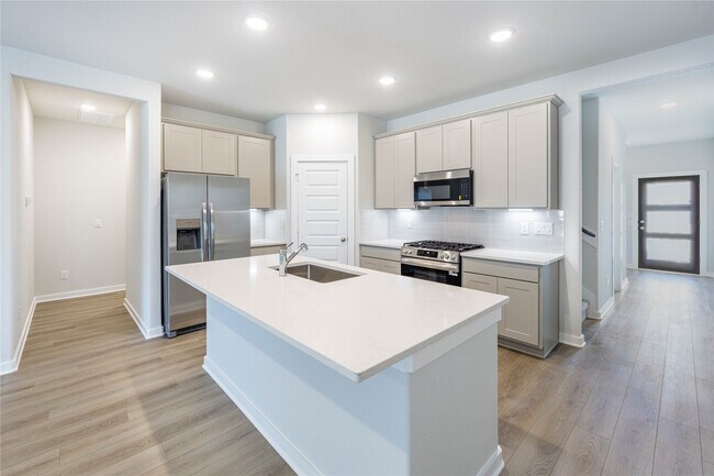 Building Photo - 8595 Blueberry Ash St