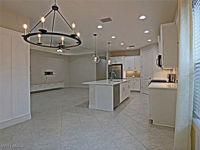 Building Photo - 7652 Cypress Walk Dr