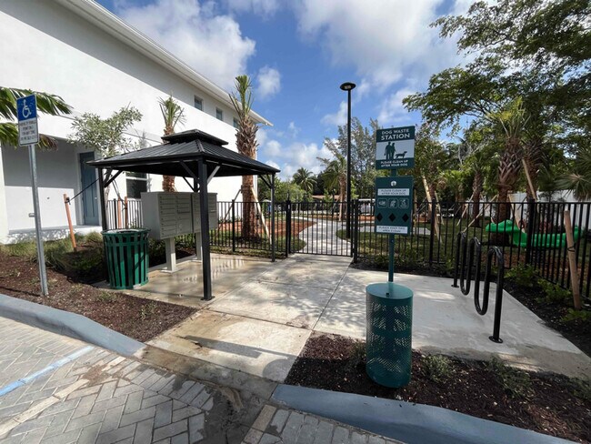 Building Photo - 3107 Duke Rd