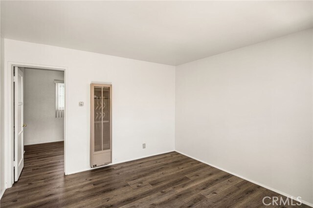 Building Photo - 124 W Adele St