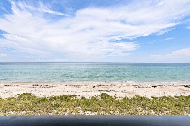 Building Photo - 10310 S Ocean Dr