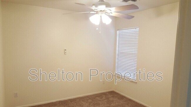 Building Photo - 3908 W Goodman Dr