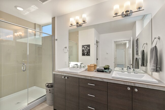 Building Photo - 114A 20th Ave