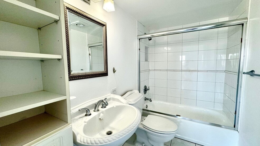 Master Bathroom - 130 S Shore Dr