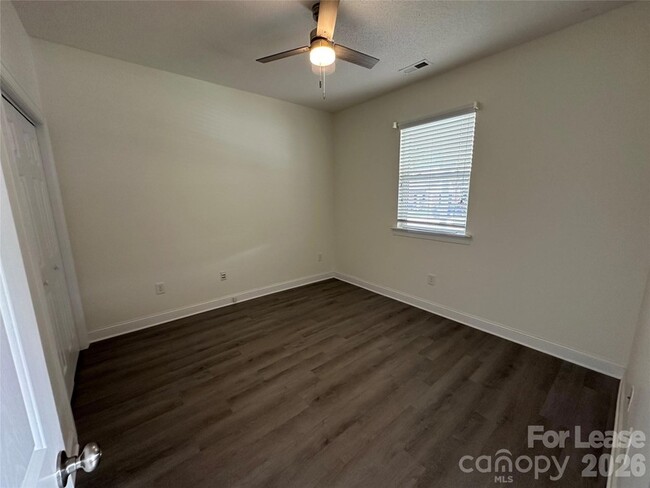 Building Photo - 6277 Alyssum Pl