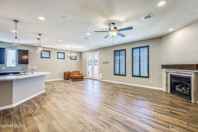 Building Photo - 12315 Houghton Springs Dr
