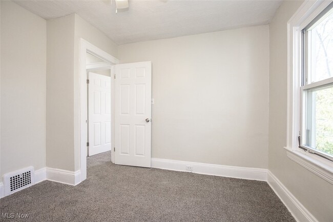 Building Photo - 13621 Cranwood Dr