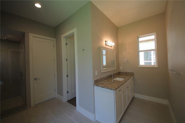 Building Photo - 8518 Fathom Cir