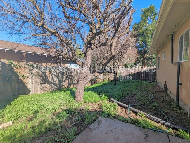 Building Photo - 7526 Sterling Dr