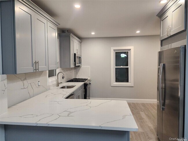 Building Photo - 159 Cleveland Ave