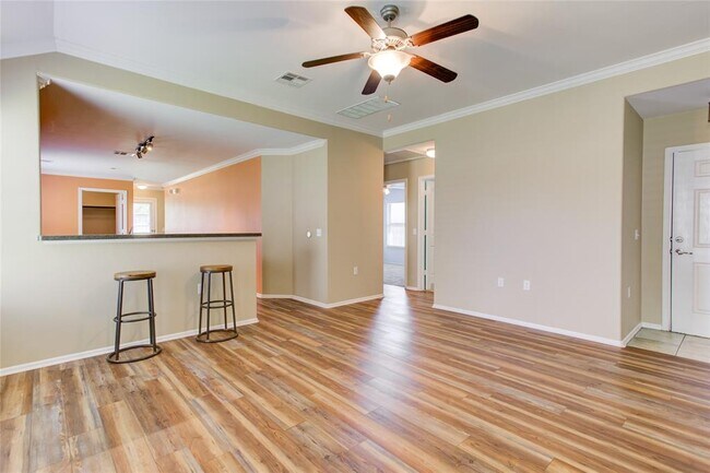 Building Photo - 7000 Crestone Rd