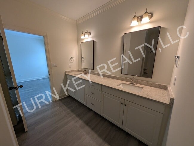 Building Photo - House for rent in Sterrett/Chelsea