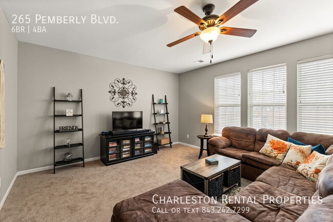 Building Photo - 265 Pemberly Blvd