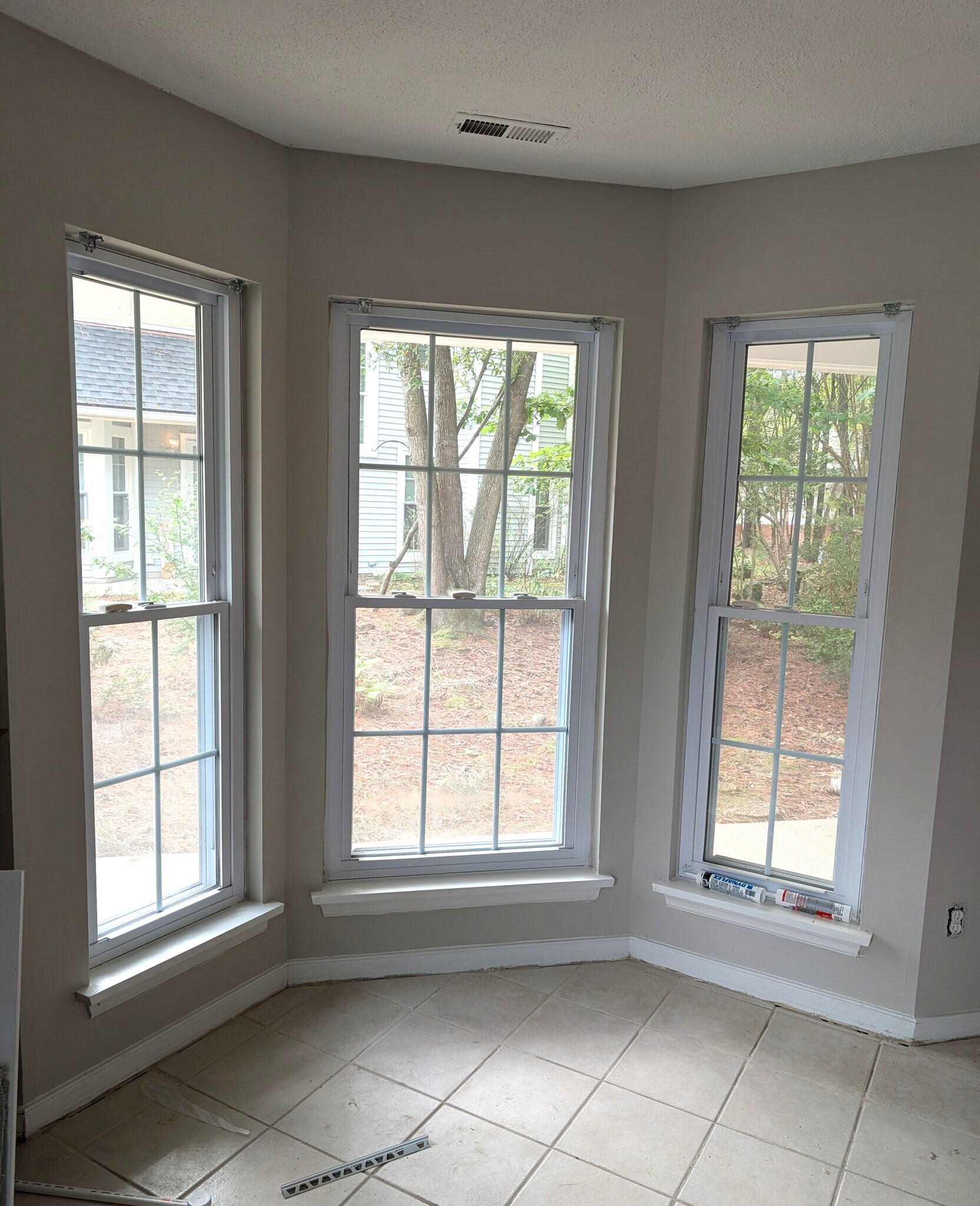Building Photo - 10819 Smithers Ct