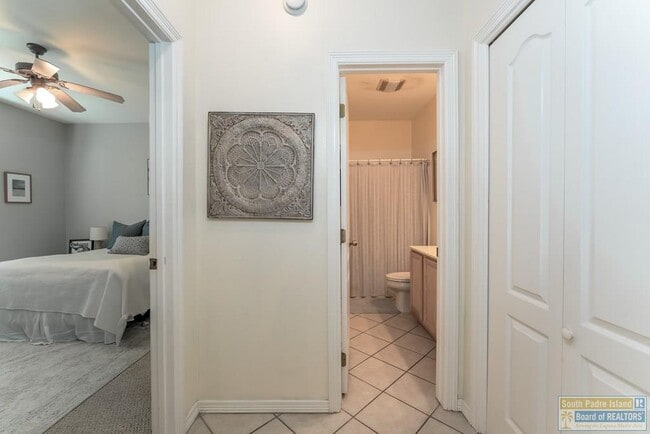 Building Photo - 29 Torrey Pines Dr
