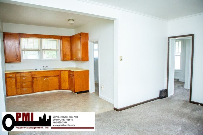 Building Photo - 5501 J St
