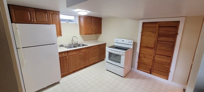 Building Photo - 1522 Dick Dr