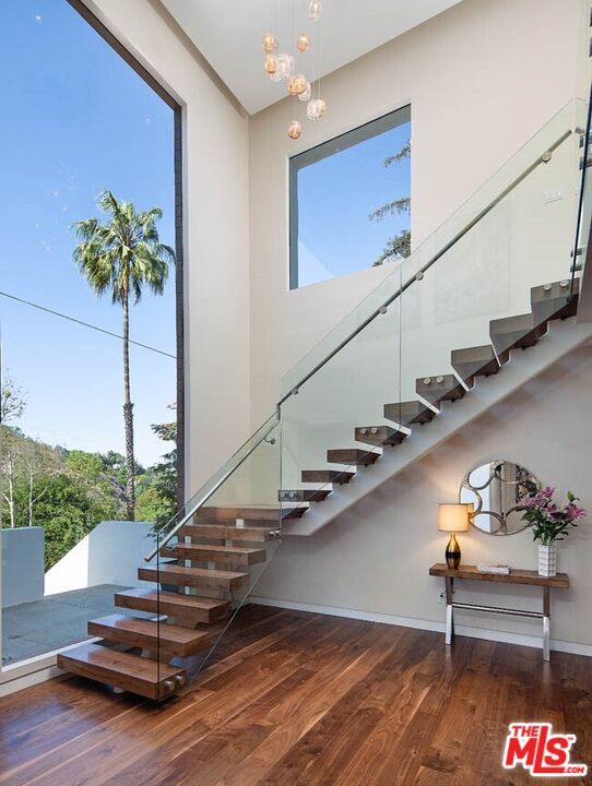 Building Photo - 3542 Knobhill Dr