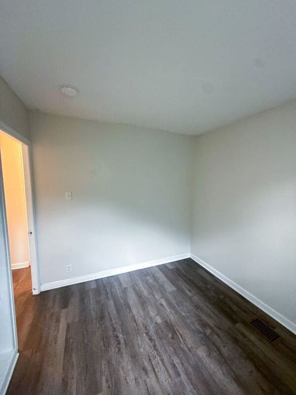 Building Photo - 3103 Grasmere Ave