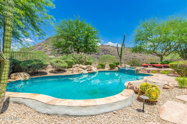 Building Photo - 13296 E Appaloosa Pl
