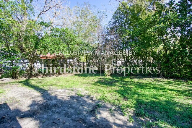 Building Photo - 1093 Prospect St