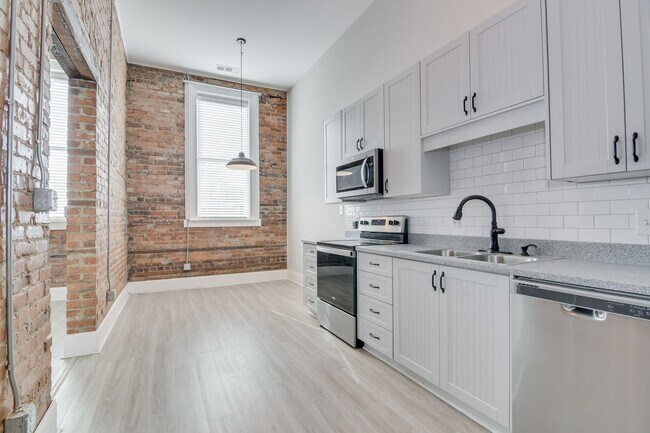Building Photo - 1 Bedroom 1 Bathroom Apartment in Harlem