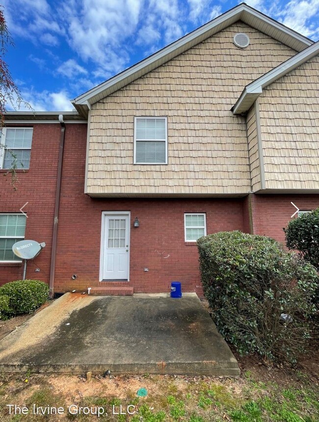 Building Photo - 2 br, 2.5 bath House - 1814 Station Drive