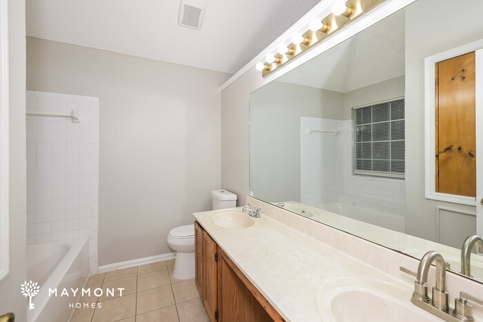 Building Photo - 4899 Hairston Pl