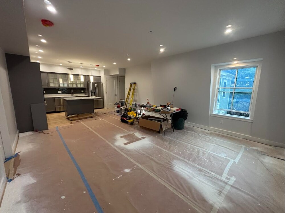 Building Photo - 12 Aldersey St