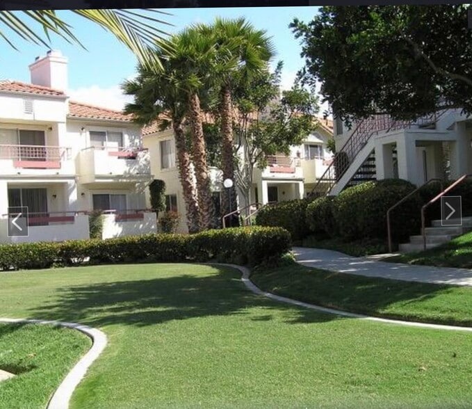 Building Photo - 415 Stoney Point Way