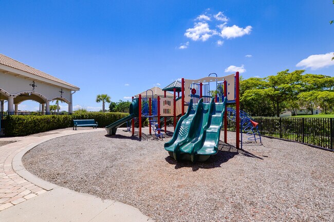 Building Photo - 713 NW Leonardo Cir
