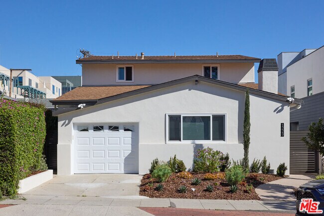 Building Photo - 1223 23rd St