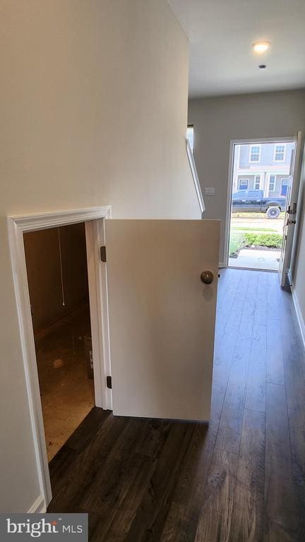 Building Photo - 12 Nelsons Wy