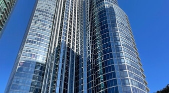 Building Photo - 1211 S Prairie Ave