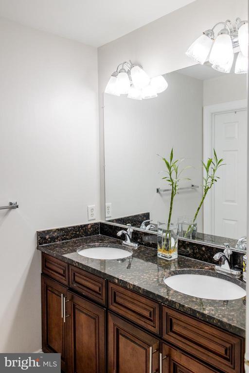 Building Photo - 12711 Goodloes Promise Dr