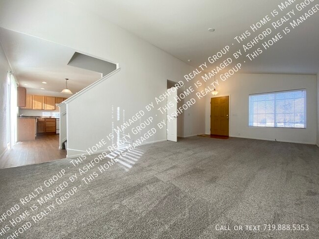 Building Photo - 6530 Fowler Dr