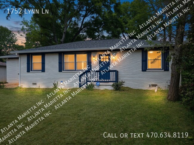 Building Photo - 1752 Lynn Ln