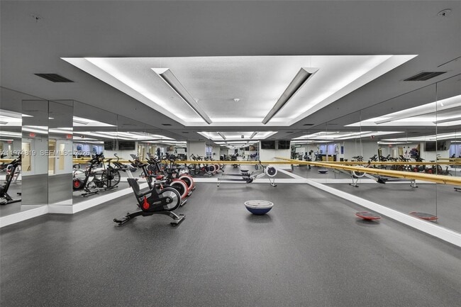 Building Photo - 610 Clematis St